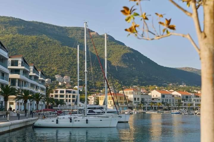 Blue Sea Lejlighed Herceg Novi Eksteriør billede