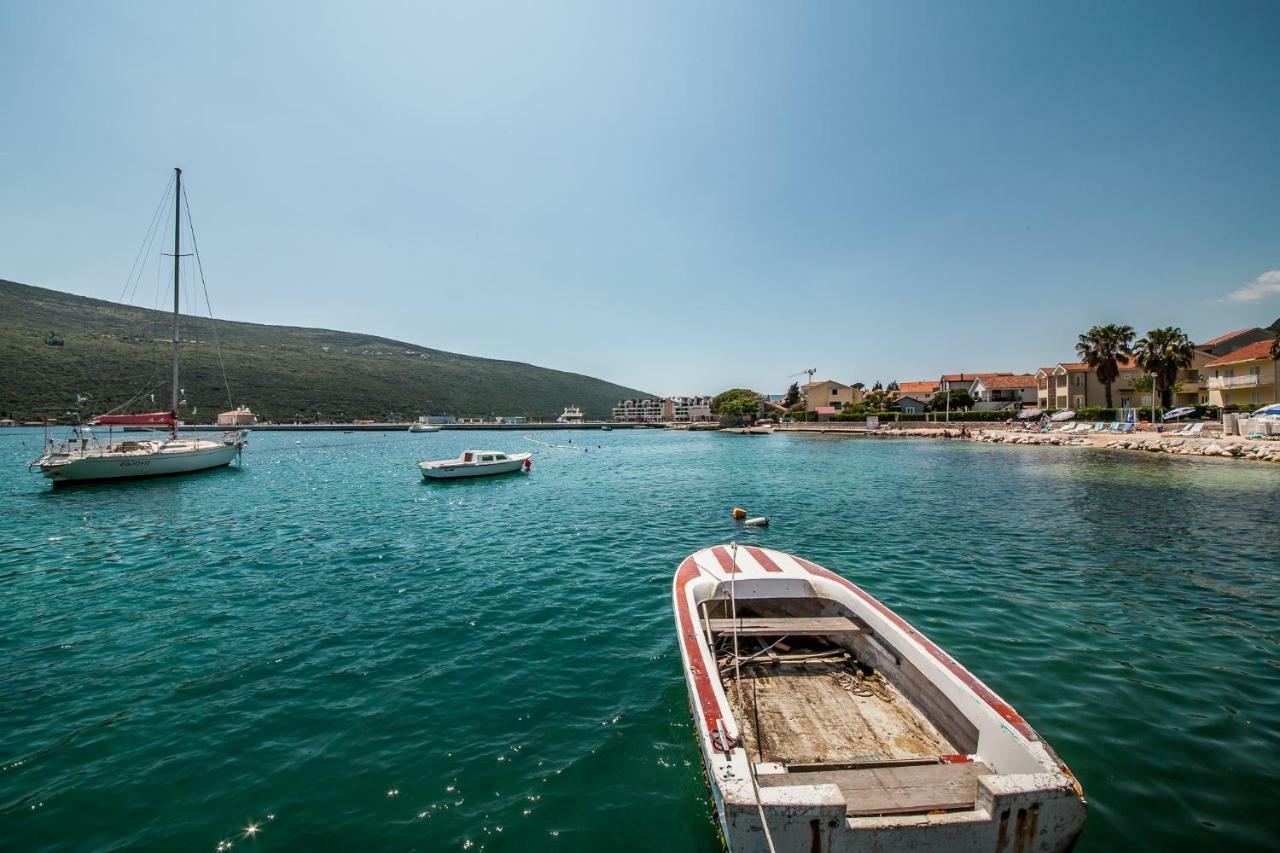 Blue Sea Lejlighed Herceg Novi Eksteriør billede